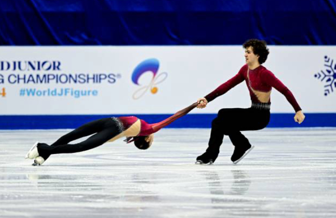 Claudia Sinclair Scotti photo 9